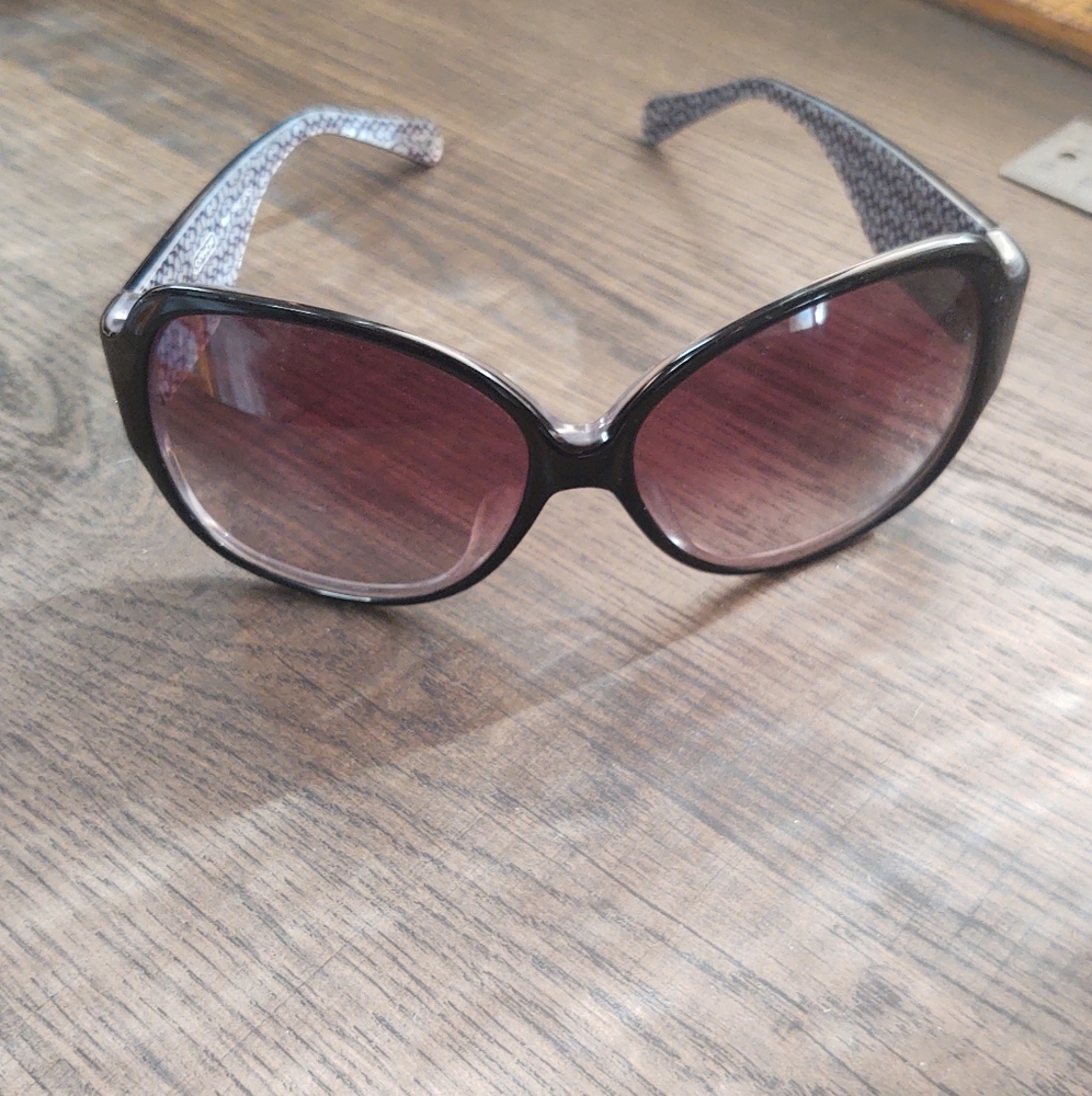 Coach Sunglasses with Case - Picture 3 of 13